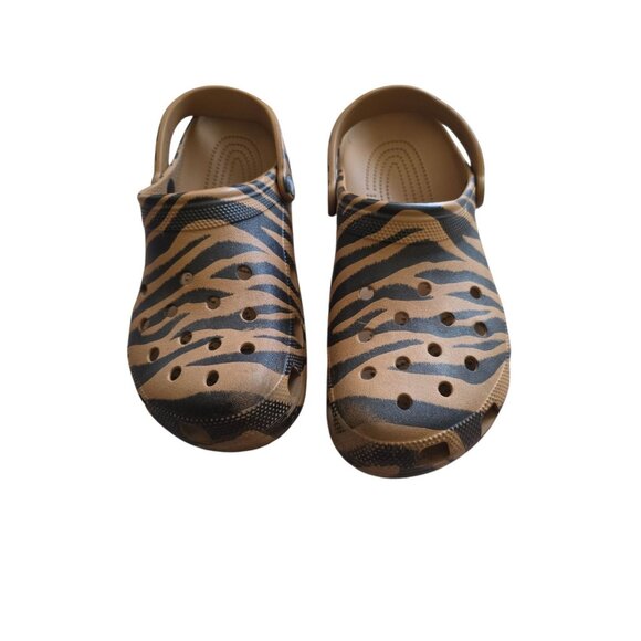 Crocs Classic Mens Size 12 Animal Print Clog Comfort Slip Resistant - Picture 1 of 8
